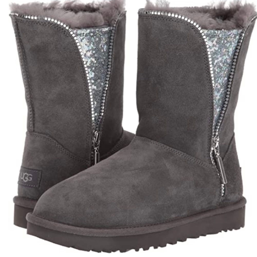 Brand New size 7 Gray Uggs